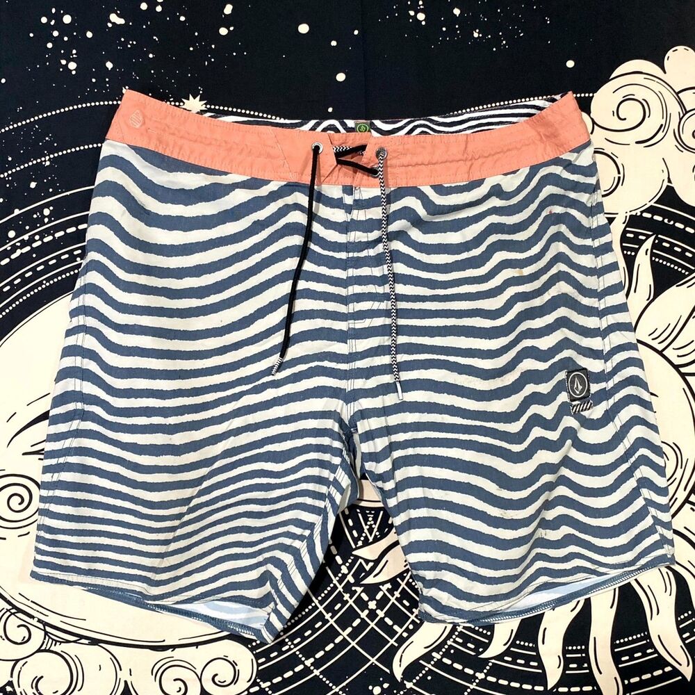 Volcom Stoney Board Shorts Men's 36 White Striped Surfing Beach Swimwear Trunk
